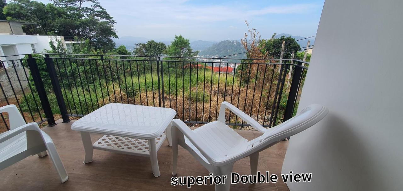 Hotel Kandyan View "Free Pickup From Kandy City" Exteriör bild