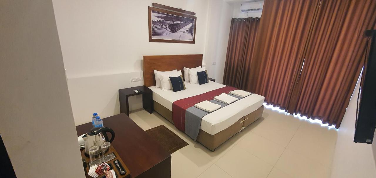 Hotel Kandyan View "Free Pickup From Kandy City" Exteriör bild